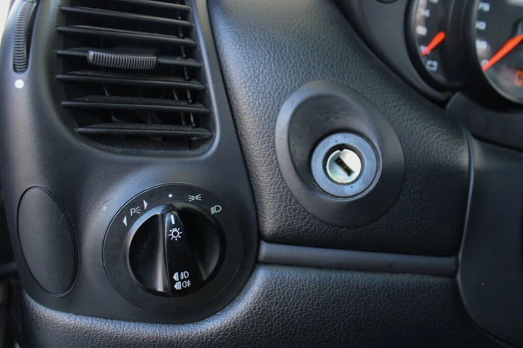 2002 Porsche 996 Carrera - Image 31 of 31