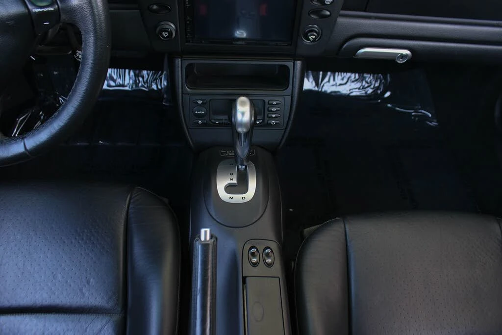 2002 Porsche 996 Carrera - Image 30 of 31