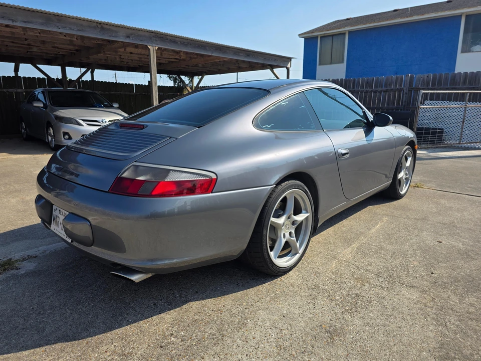 2002 Porsche 996 Carrera - Image 10 of 31