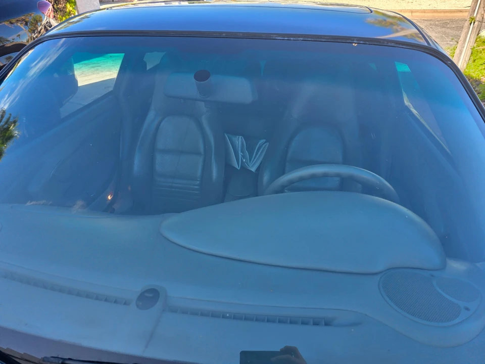 2002 Porsche 996 Carrera - Image 18 of 31