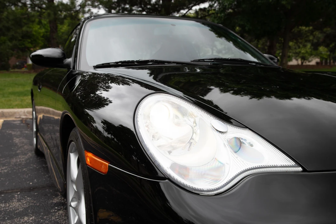 2002 Porsche 996 Carrera - Image 12 of 31