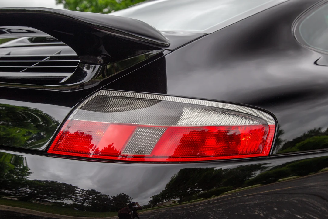 2002 Porsche 996 Carrera - Image 30 of 31