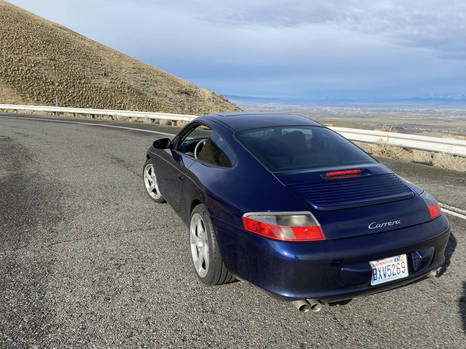 2002 Porsche 996 Carrera - Image 28 of 31