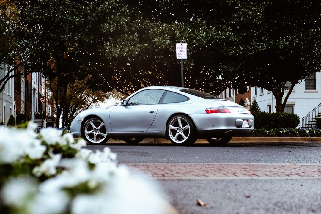 2002 Porsche 996 Carrera - Image 5 of 15