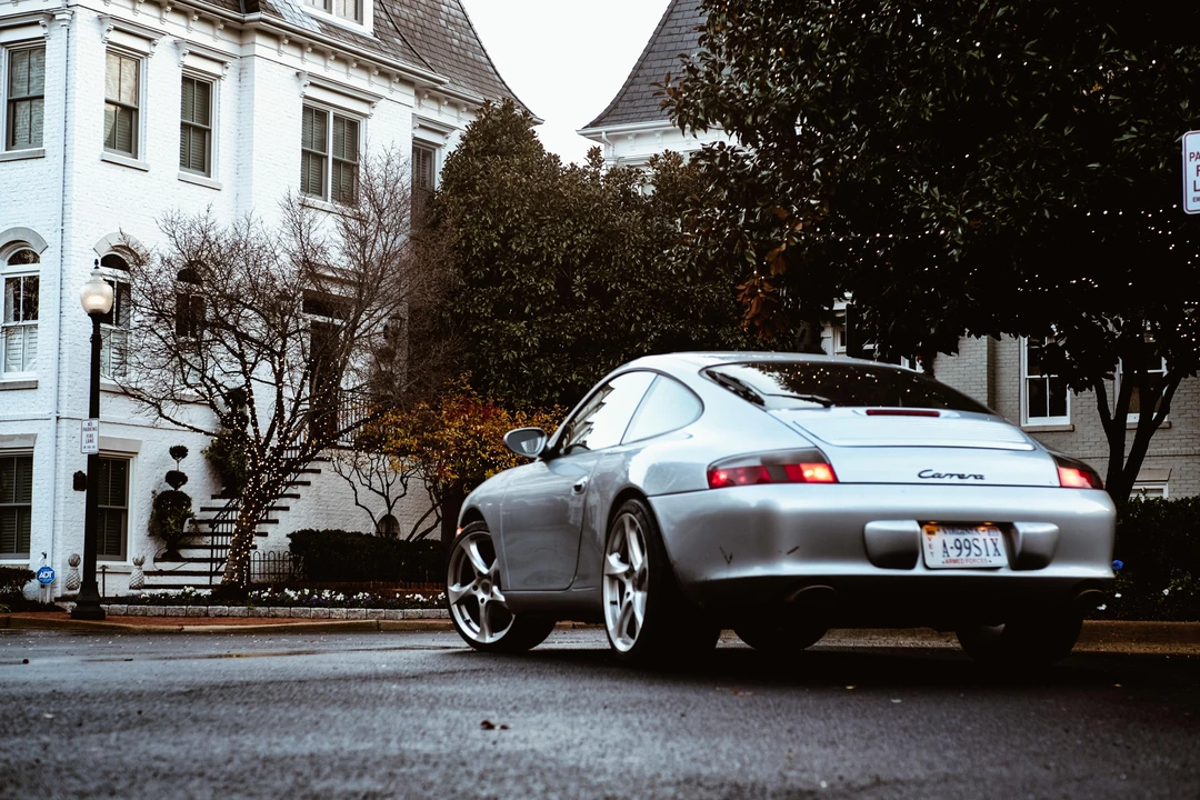 2002 Porsche 996 Carrera - Image 11 of 15