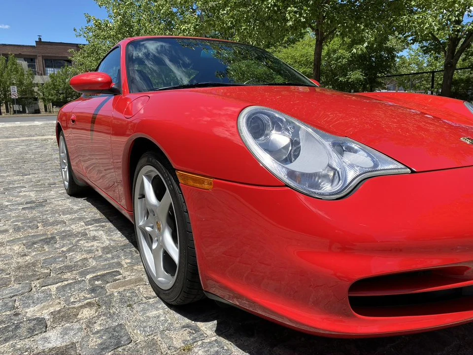 2002 Porsche 996 Carrera - Image 28 of 31