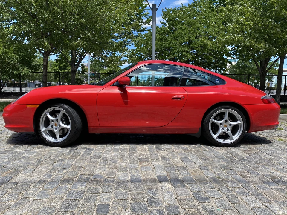 2002 Porsche 996 Carrera - Image 2 of 31