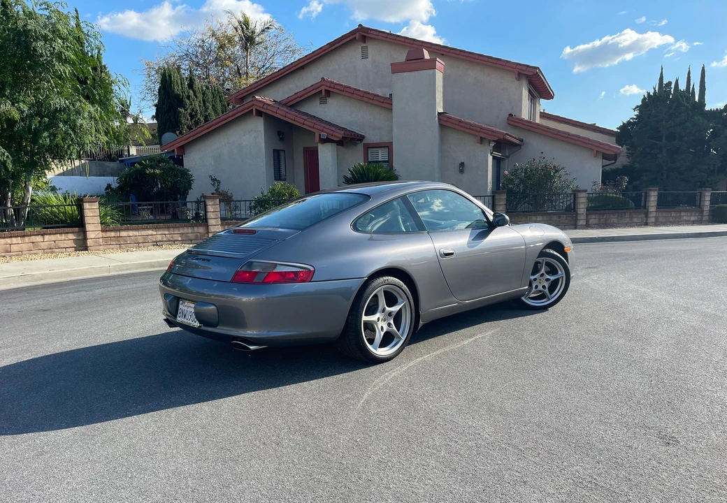 2002 Porsche 996 Carrera - Image 17 of 31