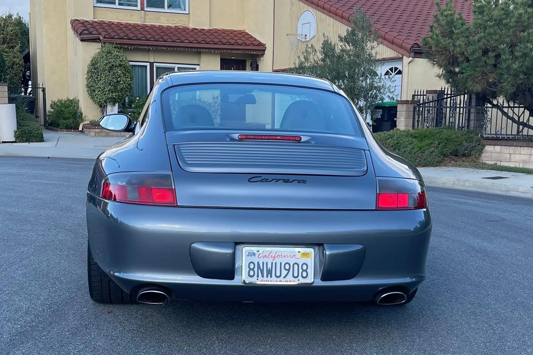 2002 Porsche 996 Carrera - Image 5 of 31