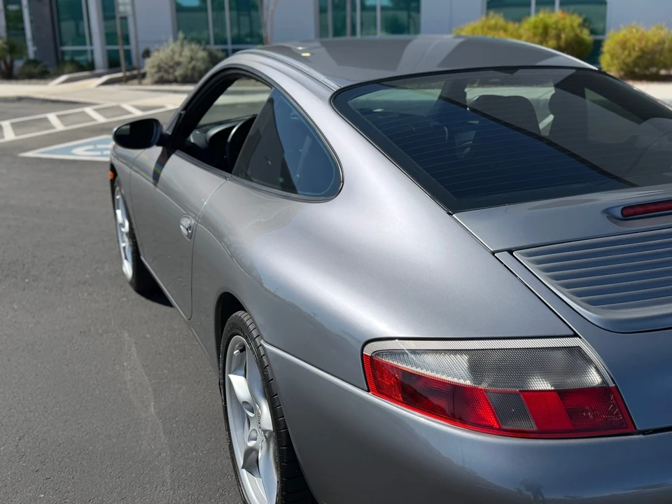 2002 Porsche 996 Carrera - Image 22 of 31