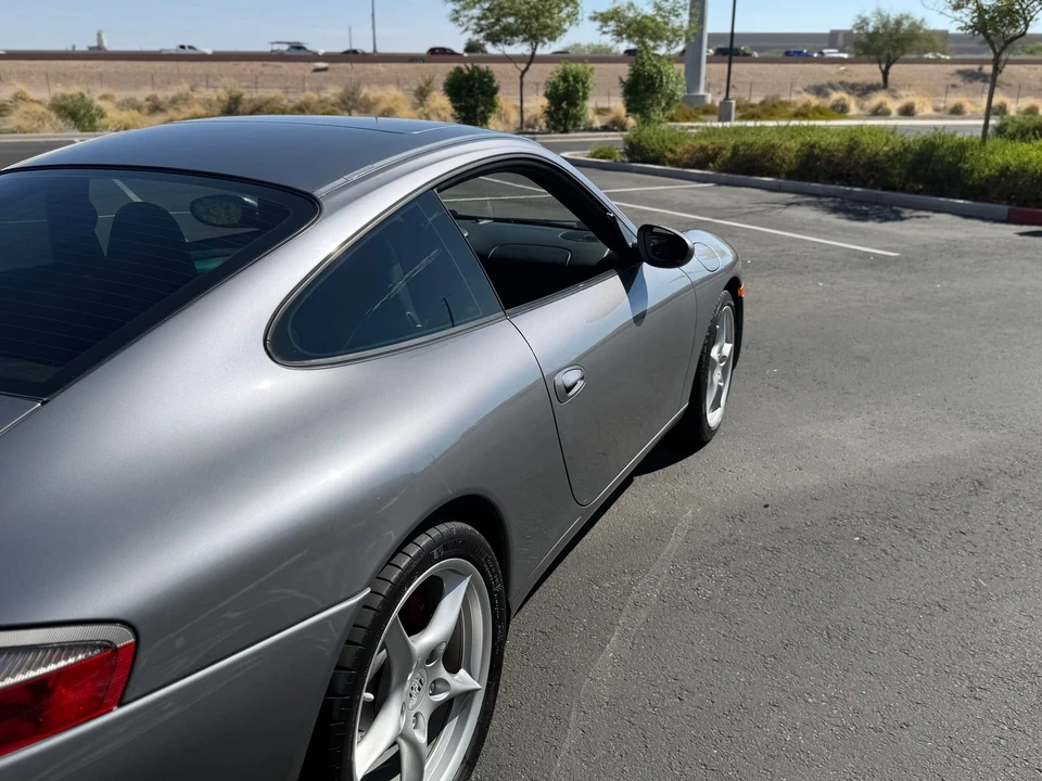 2002 Porsche 996 Carrera - Image 28 of 31