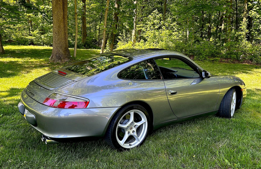 2002 Porsche 996 Carrera - Image 10 of 31