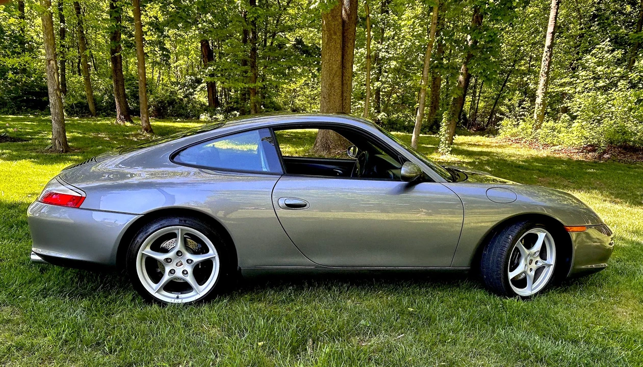 2002 Porsche 996 Carrera - Image 9 of 31