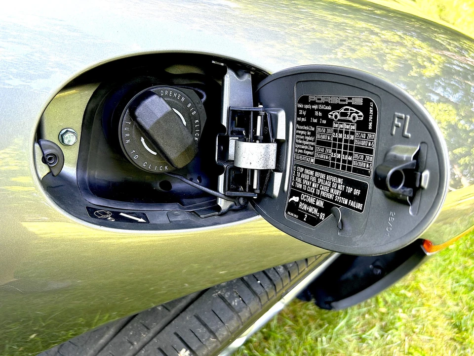 2002 Porsche 996 Carrera - Image 31 of 31