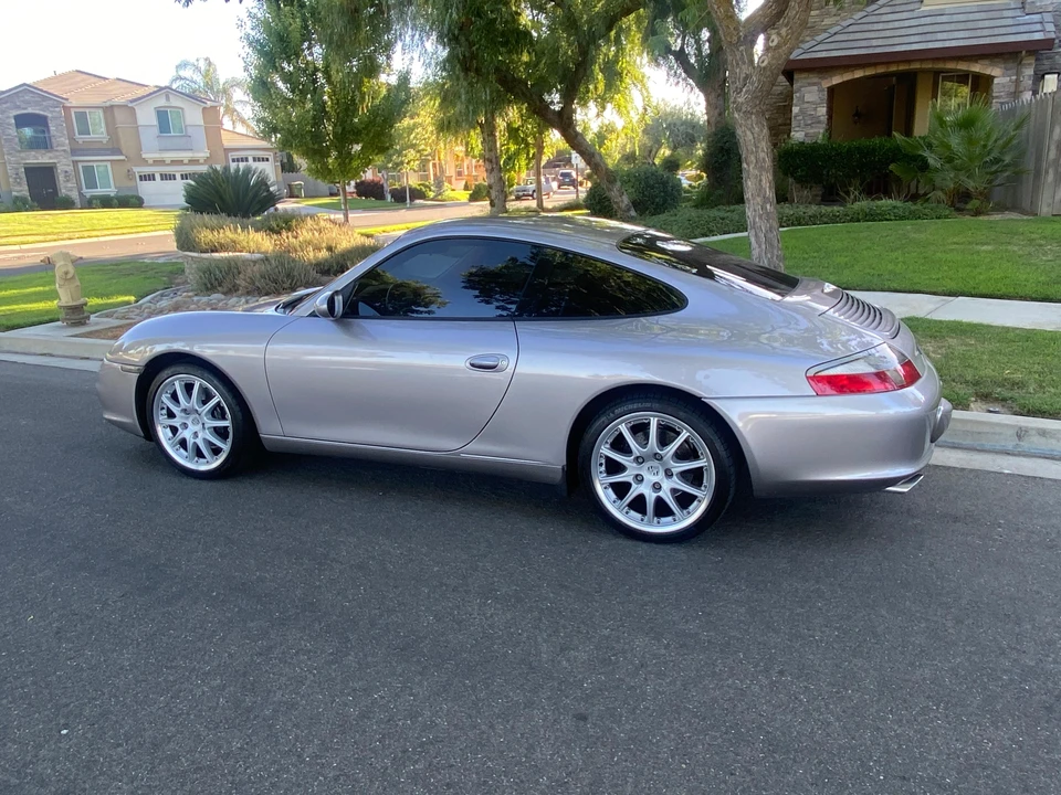2002 Porsche 996 Carrera - Image 11 of 31