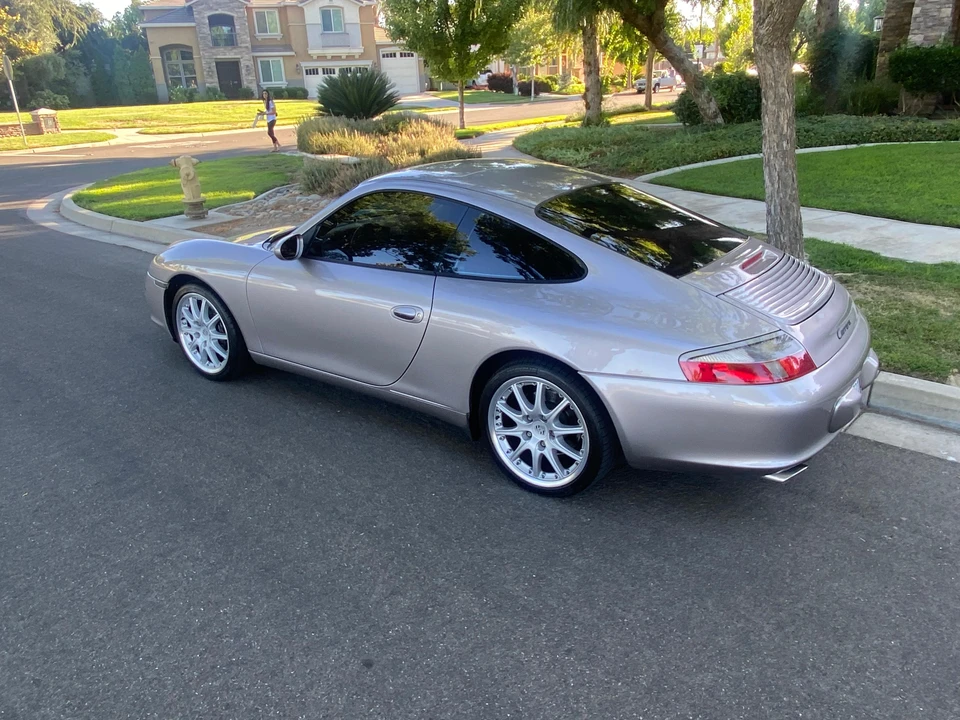 2002 Porsche 996 Carrera - Image 12 of 31