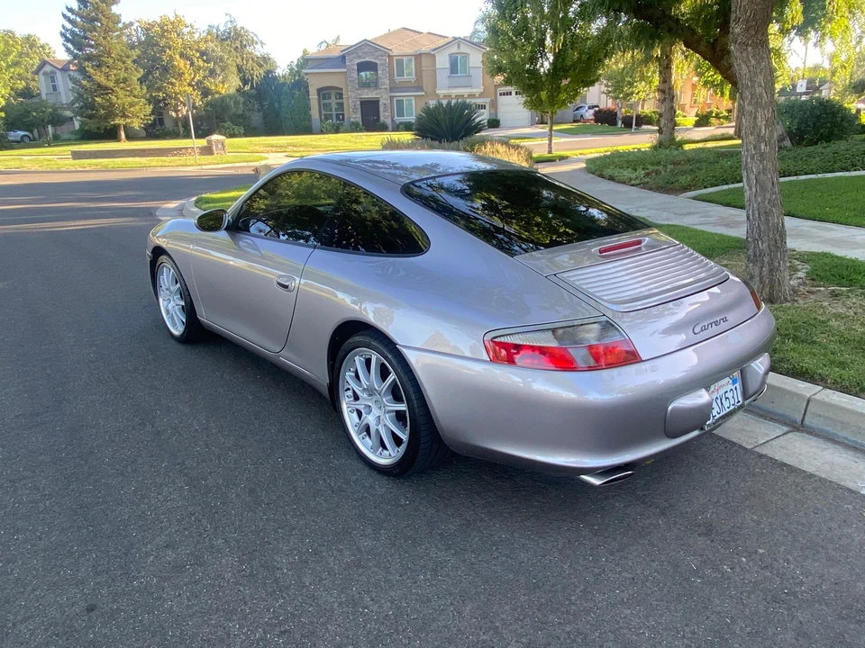 2002 Porsche 996 Carrera - Image 13 of 31