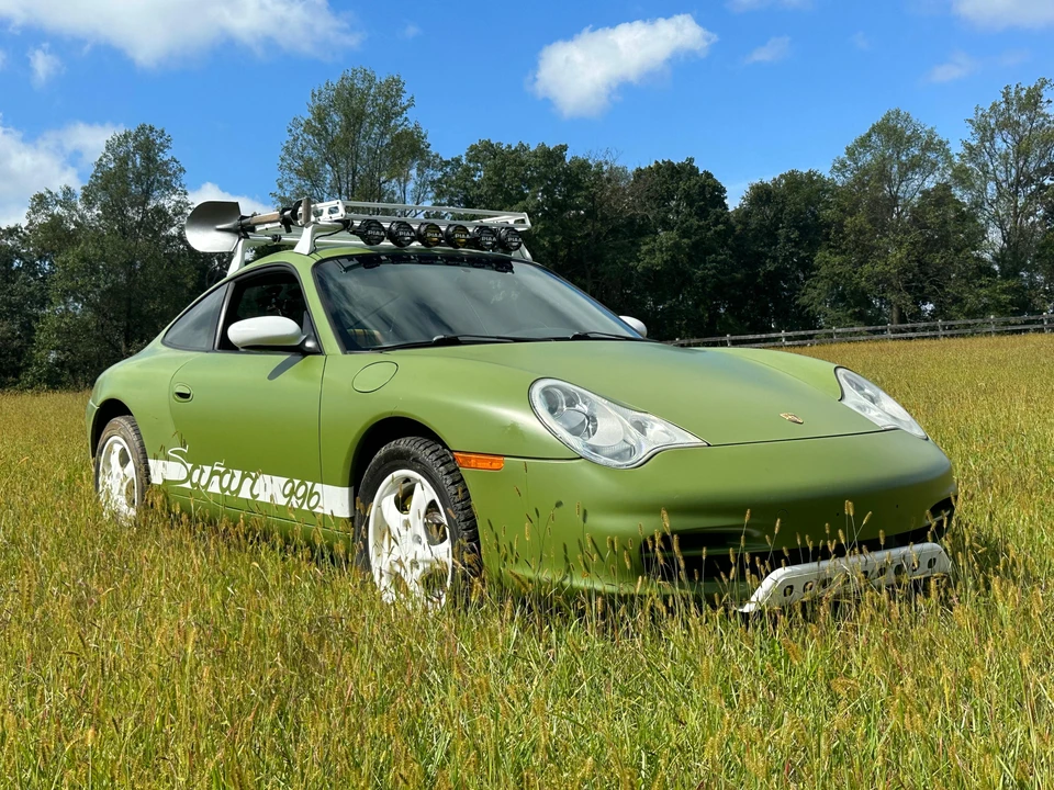 2002 Porsche 996 Carrera - Image 10 of 31