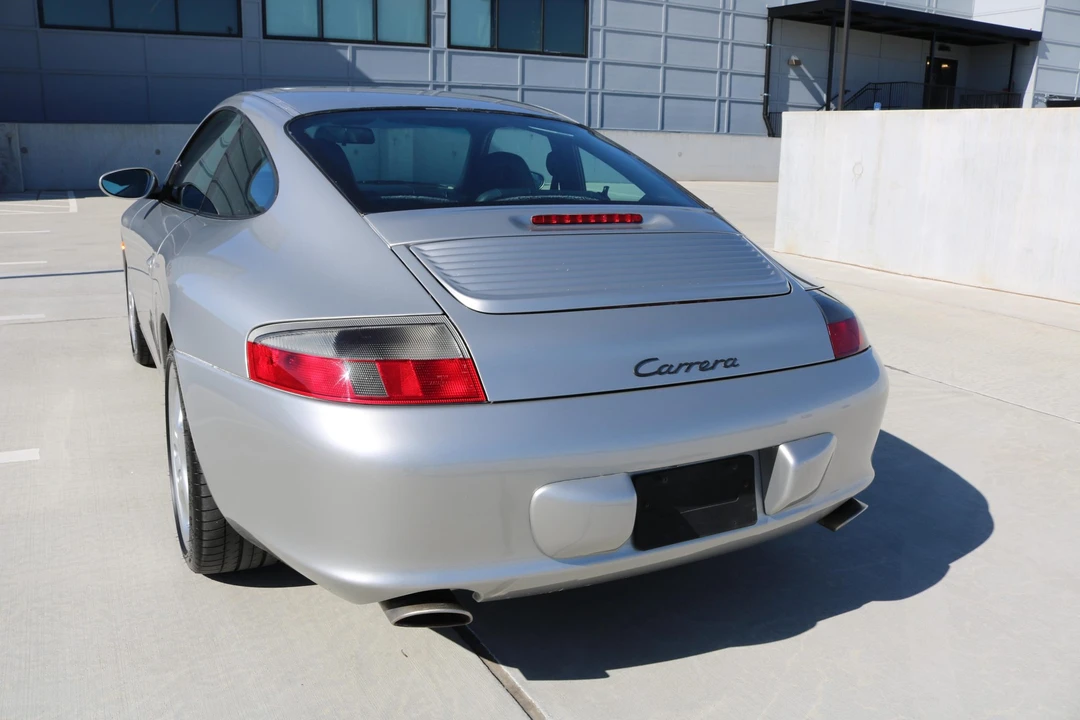 2002 Porsche 996 Carrera - Image 11 of 31
