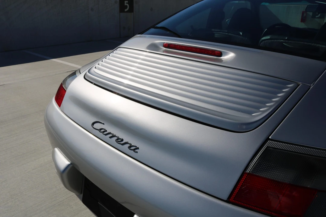 2002 Porsche 996 Carrera - Image 27 of 31