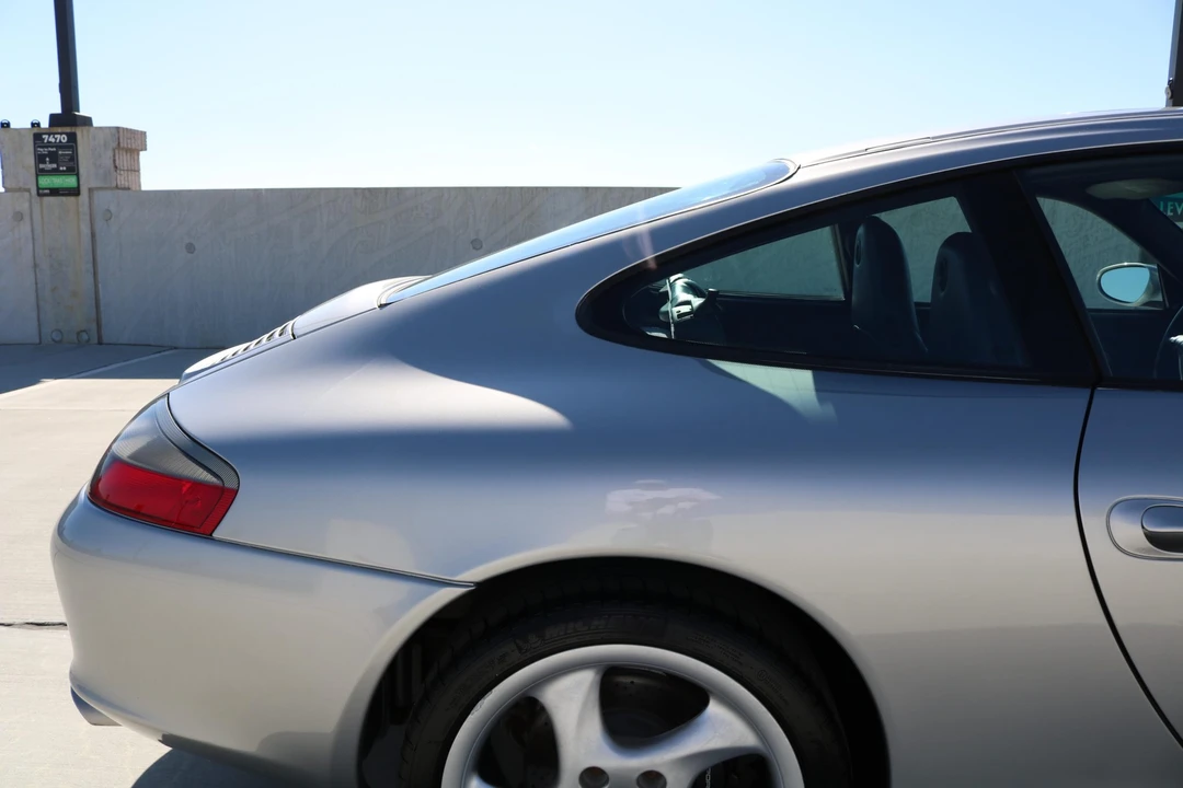 2002 Porsche 996 Carrera - Image 30 of 31