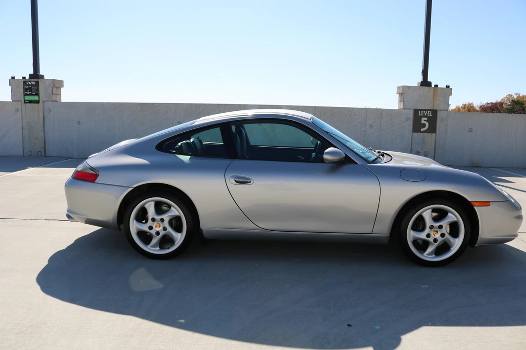 2002 Porsche 996 Carrera - Image 17 of 31