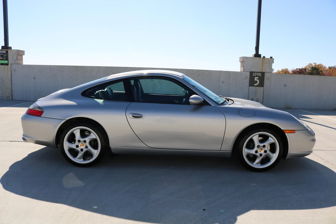 2002 Porsche 996 Carrera - Image 18 of 31