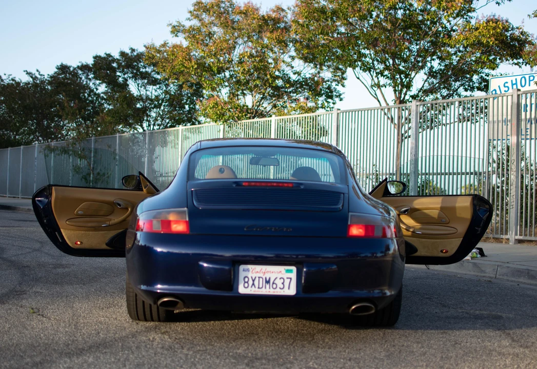2002 Porsche 996 Carrera - Image 7 of 31