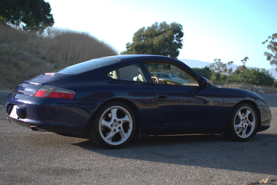 2002 Porsche 996 Carrera - Image 4 of 31