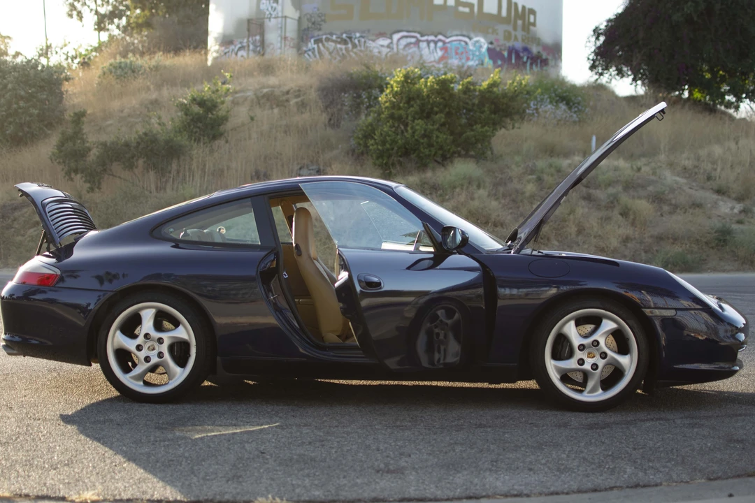 2002 Porsche 996 Carrera - Image 8 of 31