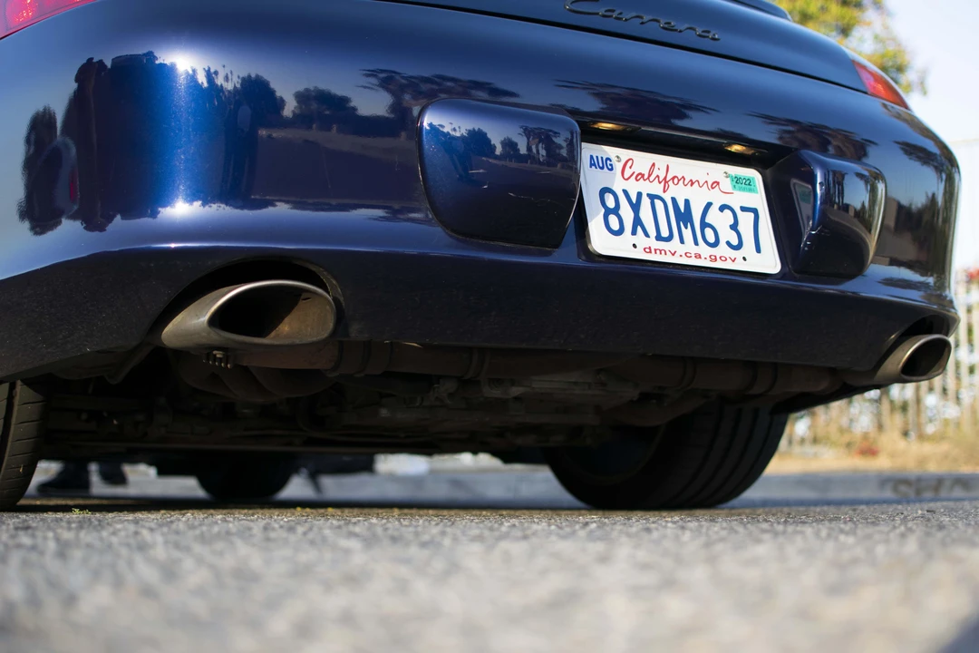 2002 Porsche 996 Carrera - Image 13 of 31