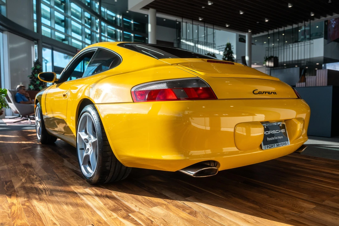 2002 Porsche 996 Carrera - Image 9 of 31