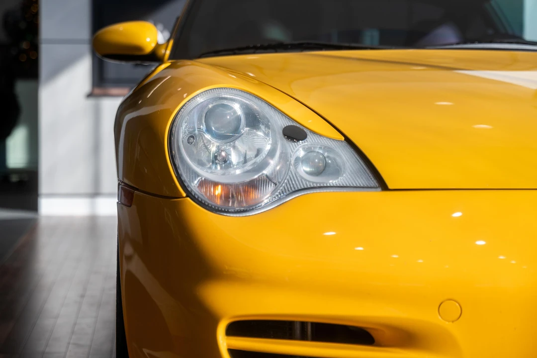 2002 Porsche 996 Carrera - Image 13 of 31