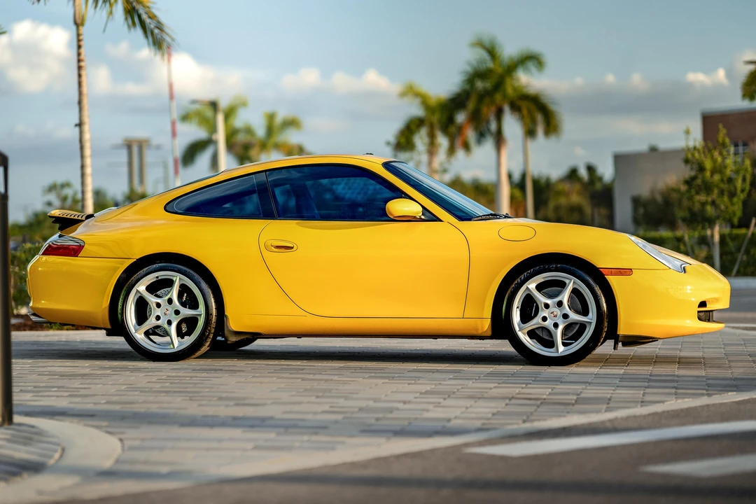 2002 Porsche 996 Carrera - Image 11 of 31