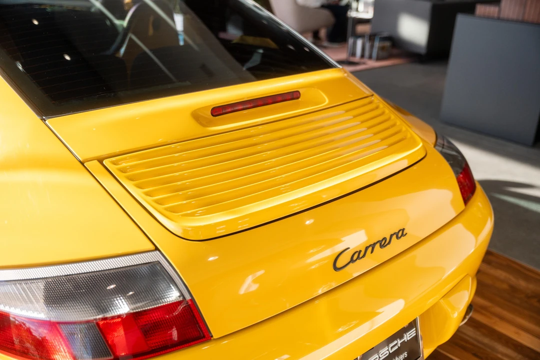 2002 Porsche 996 Carrera - Image 27 of 31
