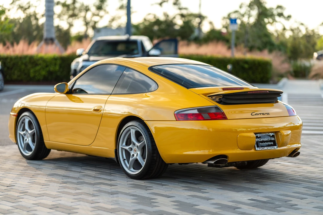 2002 Porsche 996 Carrera - Image 8 of 31