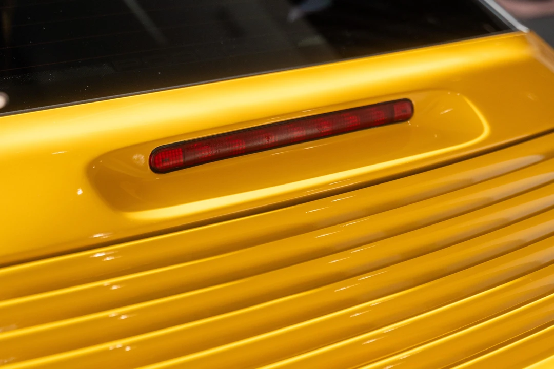 2002 Porsche 996 Carrera - Image 28 of 31