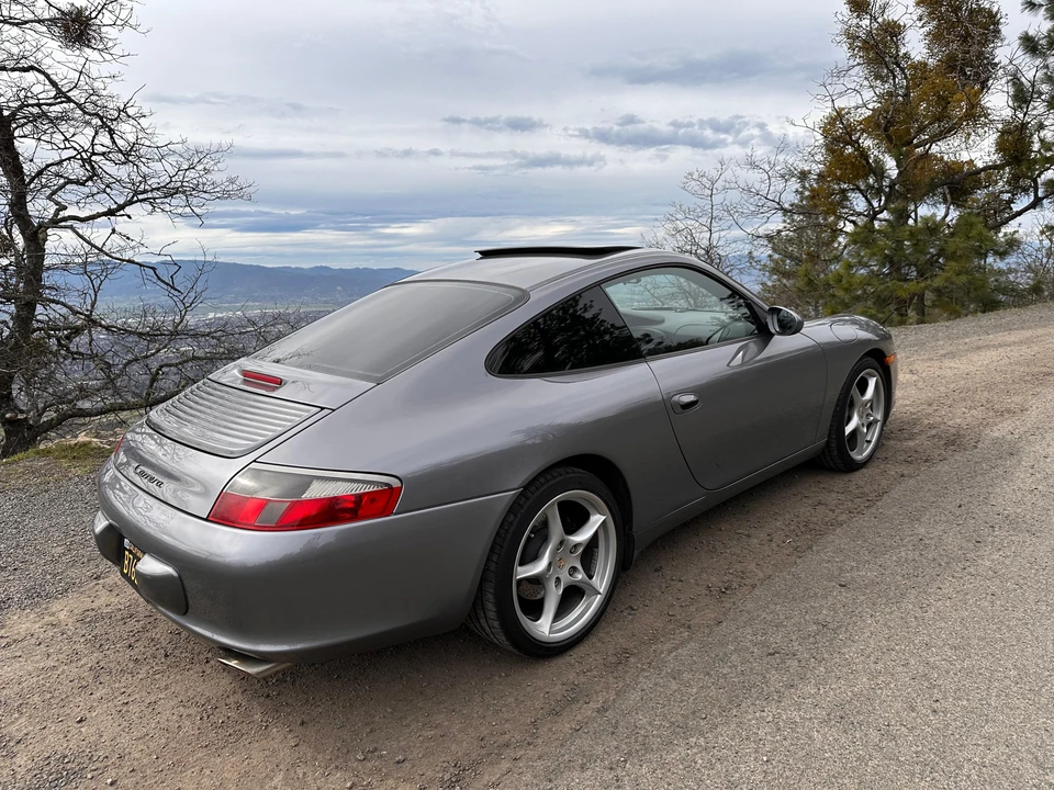 2002 Porsche 996 Carrera - Image 28 of 31