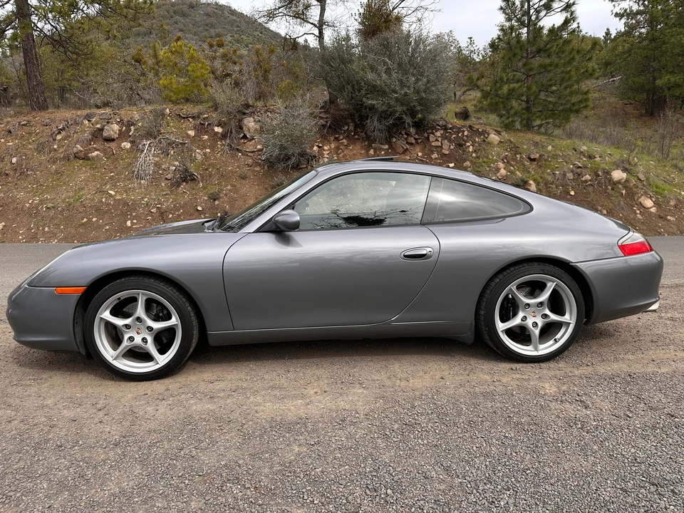 2002 Porsche 996 Carrera - Image 17 of 31
