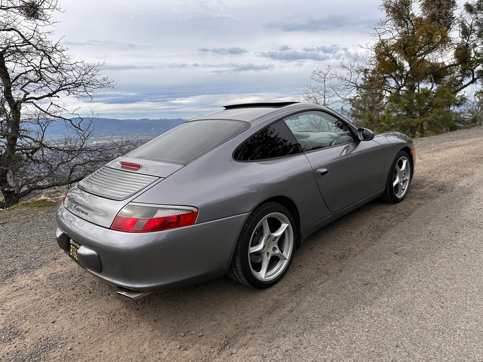 2002 Porsche 996 Carrera - Image 27 of 31