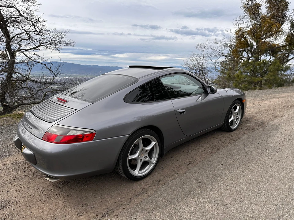 2002 Porsche 996 Carrera - Image 29 of 31