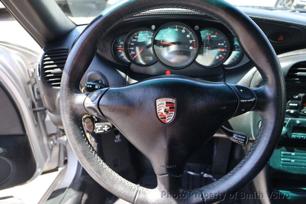 2002 Porsche 996 Carrera - Image 12 of 17