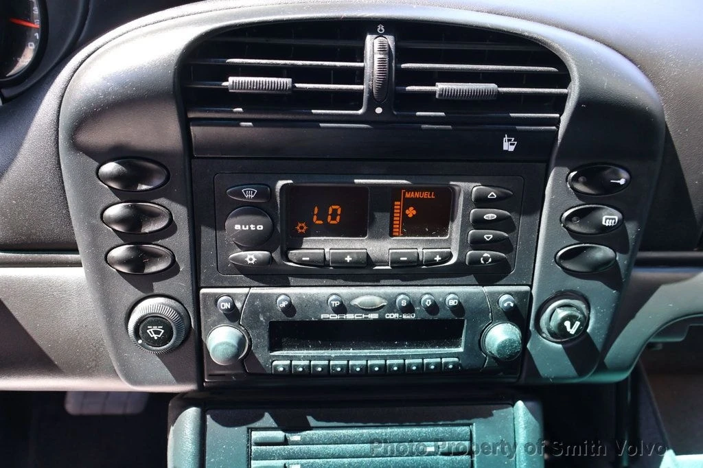2002 Porsche 996 Carrera - Image 16 of 17