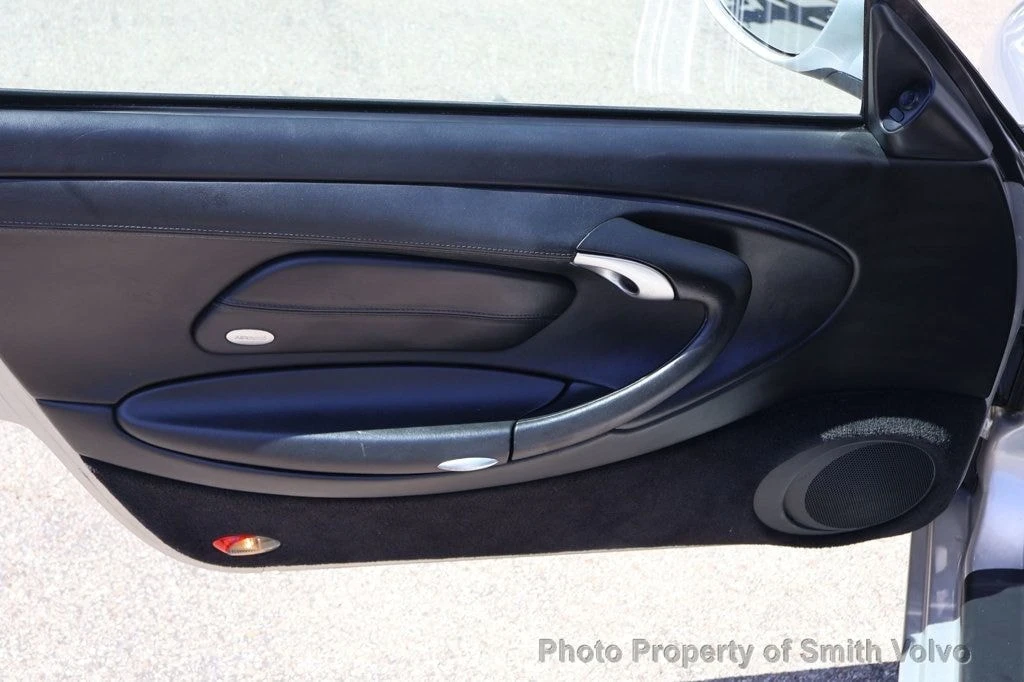 2002 Porsche 996 Carrera - Image 11 of 17