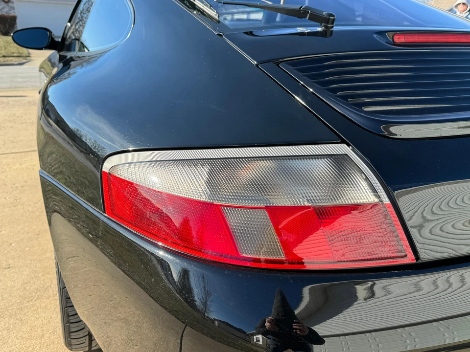 2002 Porsche 996 Carrera - Image 16 of 31