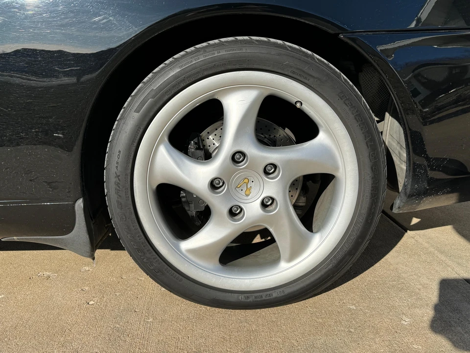 2002 Porsche 996 Carrera - Image 25 of 31