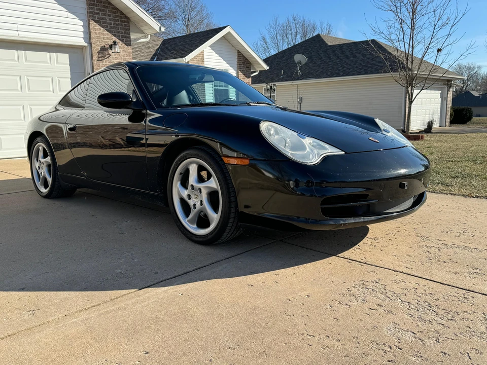 2002 Porsche 996 Carrera - Image 10 of 31