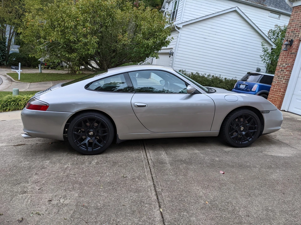 2002 Porsche 996 Carrera - Image 26 of 31