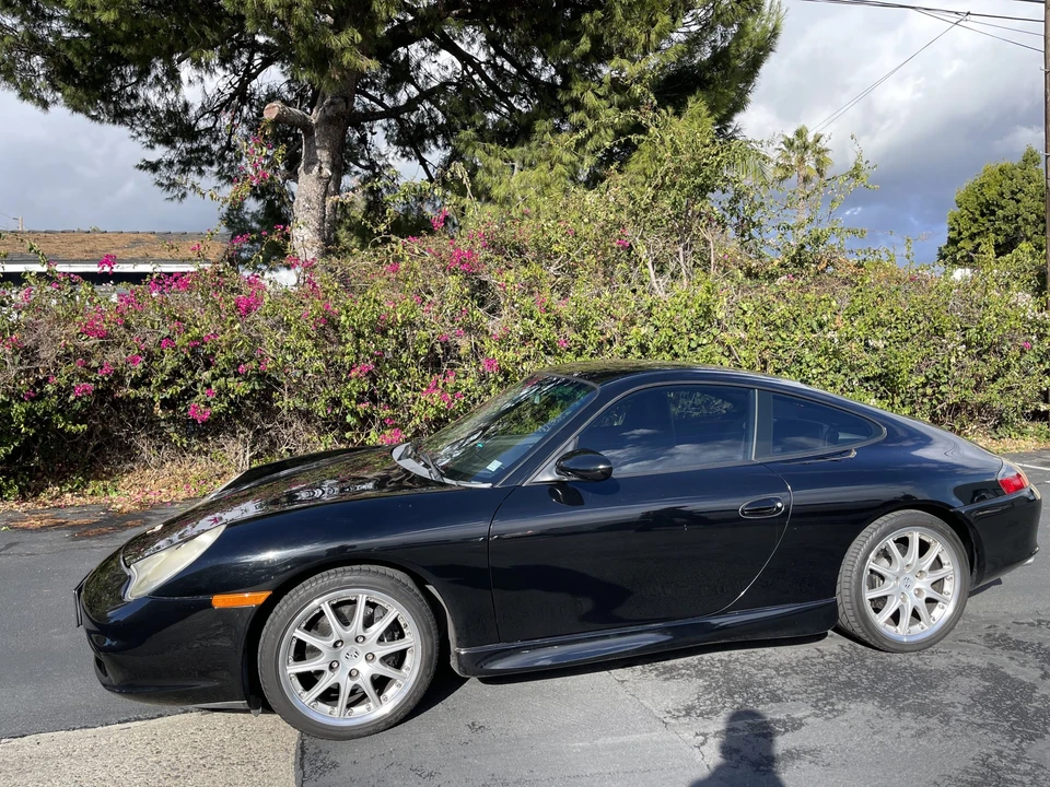 2002 Porsche 996 Carrera - Image 2 of 31