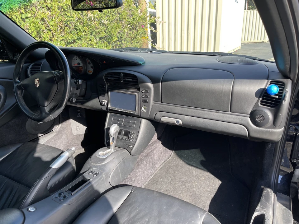 2002 Porsche 996 Carrera - Image 21 of 31